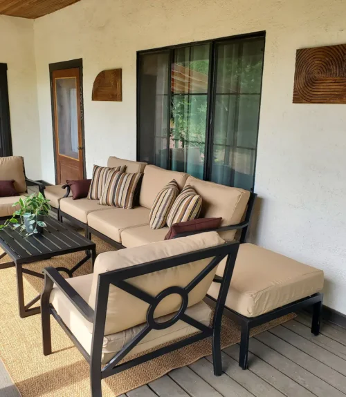 colibri front porch 2
