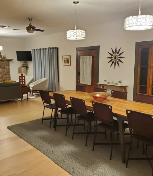 colirbi dining room